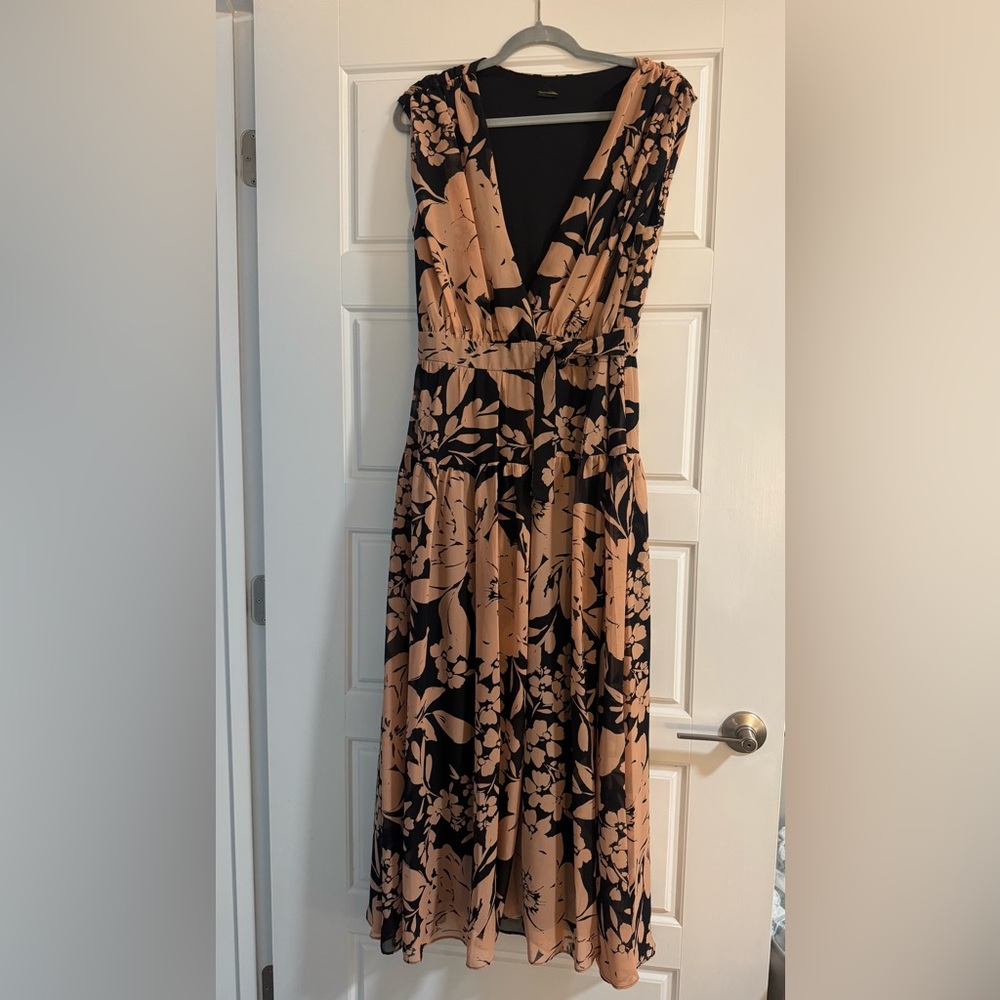 Taylor Plus Size Printed Cap-Sleeve Midi Wrap Dress